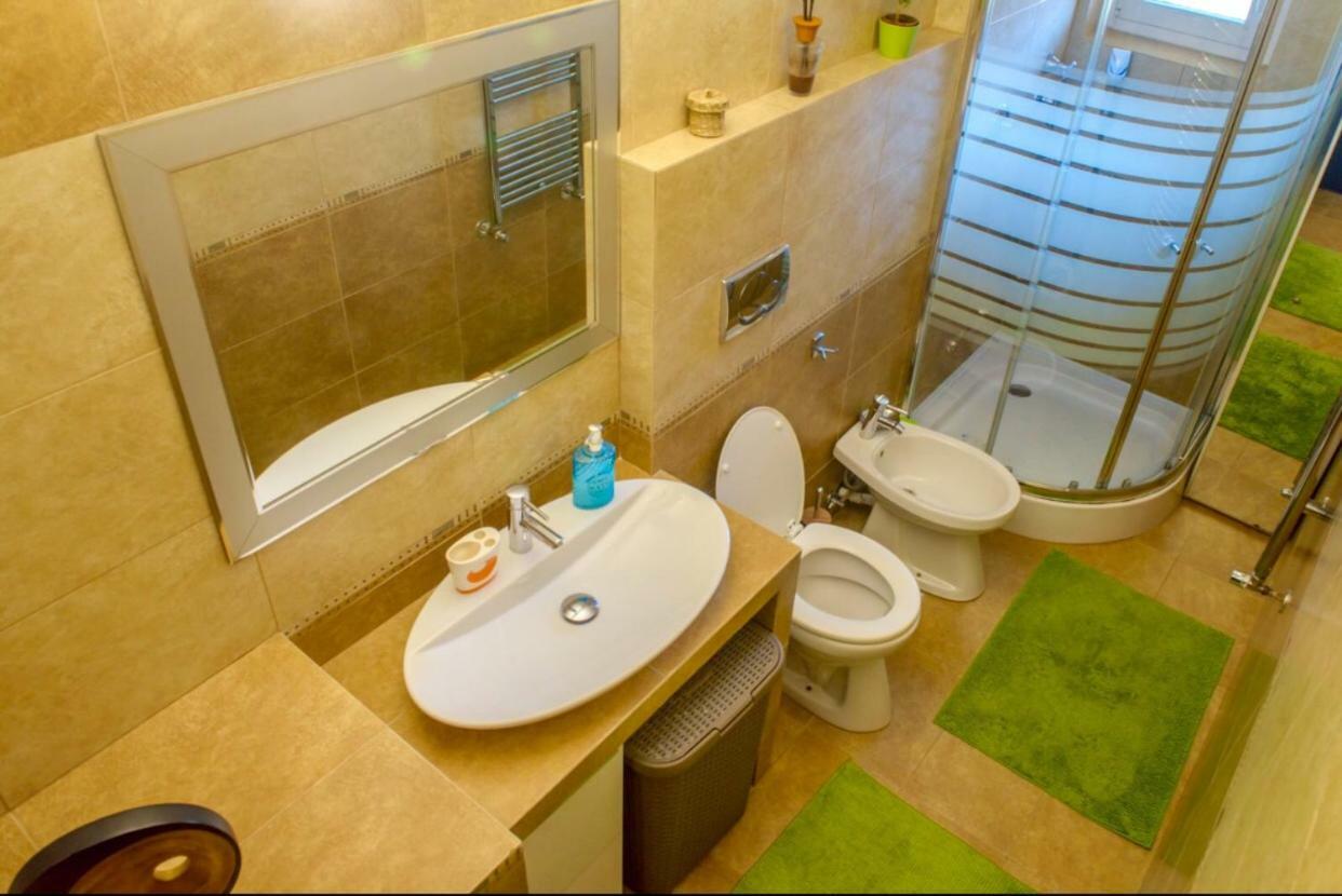 Rîşnov Zuzu'S Home מראה חיצוני תמונה